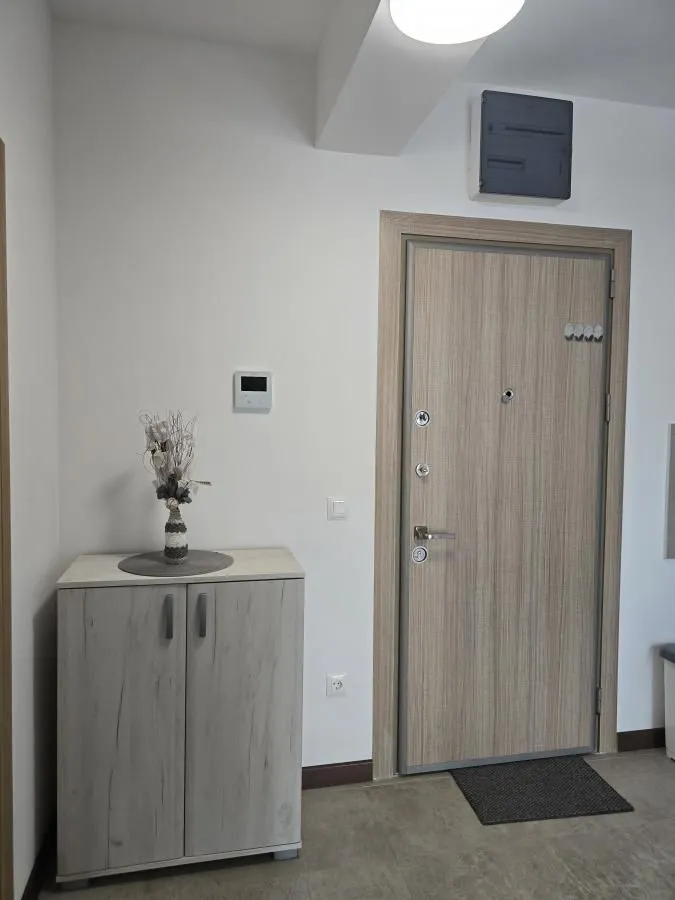 Rent, one bedroom apartment, 50m², Tivat, Crna Gora
