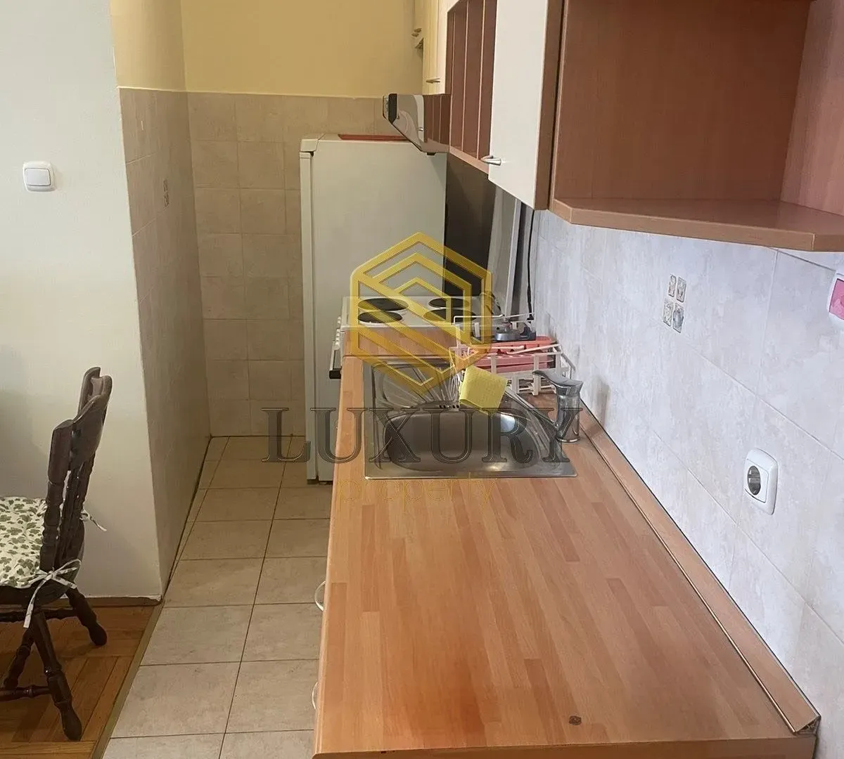 Izdavanje, stan, 21m², Obala Morače, Podgorica