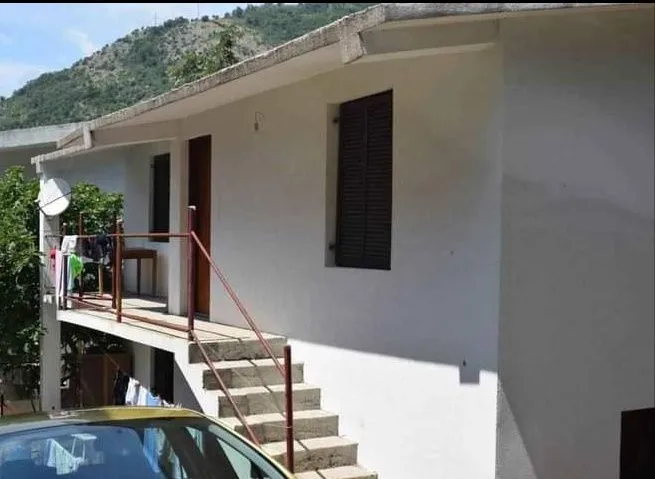 Sale, house, 100m², Bar, Crna Gora