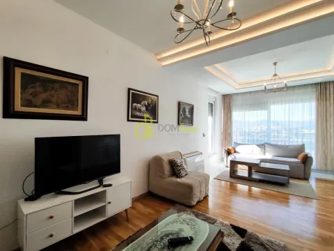 Izdavanje, dvosoban stan, 89m², Centar, Podgorica - image 3