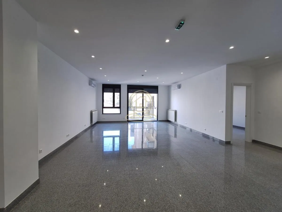 Rent, office space, 185m², Vračar Hram, Vračar Sve Podlokacije