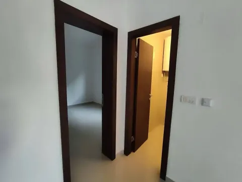 Prodaja, dvosoban stan, 78m², Dobrota, Kotor - image 7