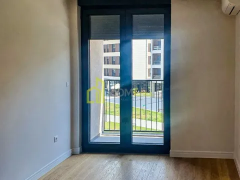 Izdavanje, dvosoban stan, 82m², Kruševac, Podgorica - image 4