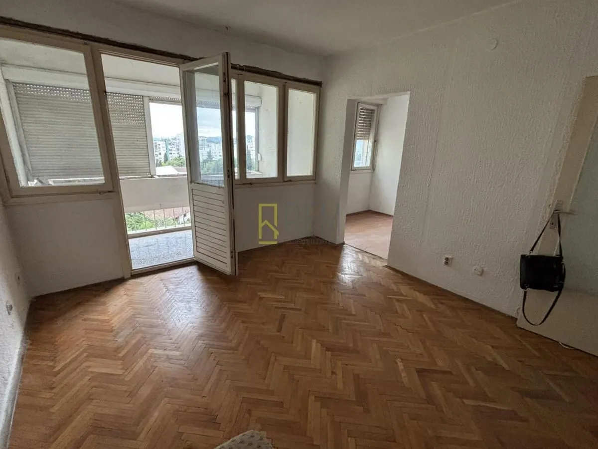 Prodaja, jednosoban stan, 47m², Baston, Podgorica