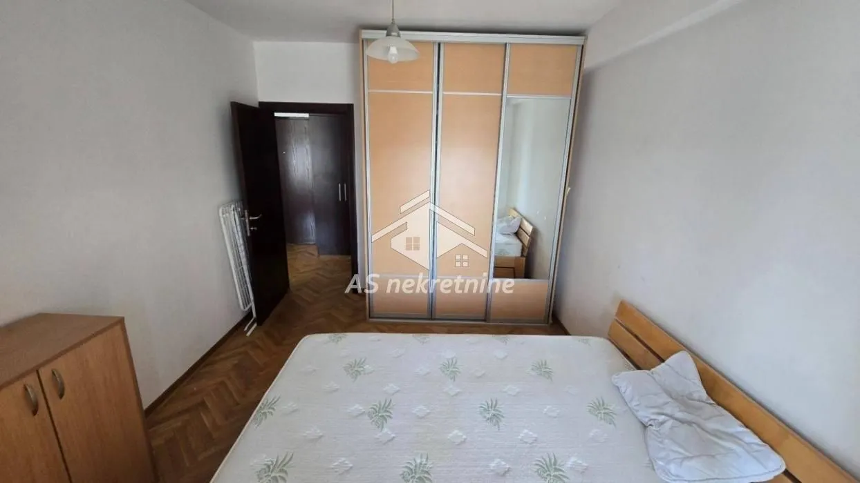 Izdavanje, dvosoban stan, 50m², Novi Beograd Blok 63, Novi Beograd Sve Podlokacije