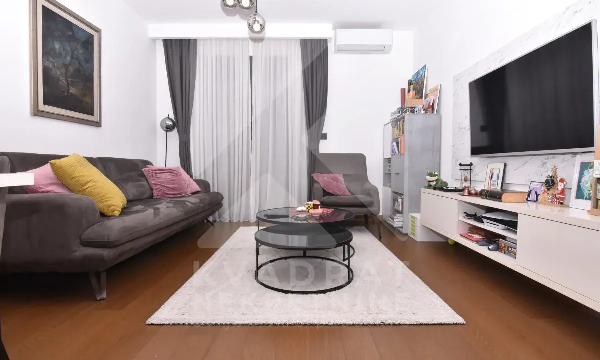 Izdavanje, jednosoban stan, 48m², Ljubović, Podgorica