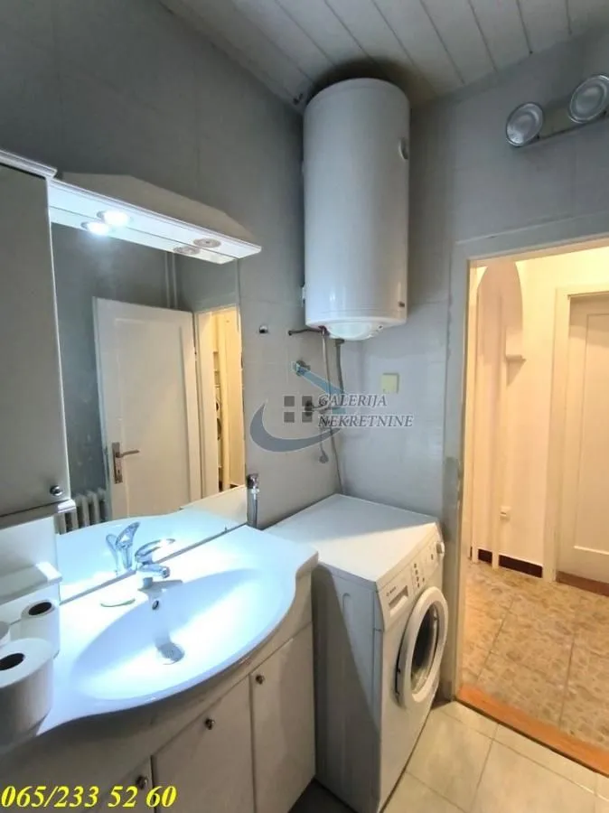 Rent, office space, 52m², Savski Venac, Beograd