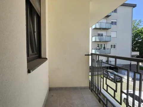 Prodaja, dvosoban stan, 58m², Zemun Gornji Grad, Zemun Sve Podlokacije - image 11