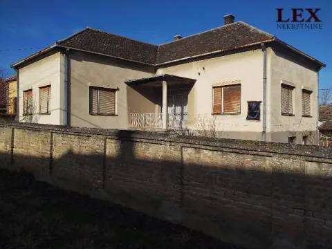 Sale, house, 299m², Kusiće, Veliko Gradište