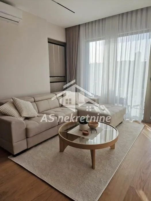 Rent, three bedroom apartment, 72m², Savski Venac, Beograd