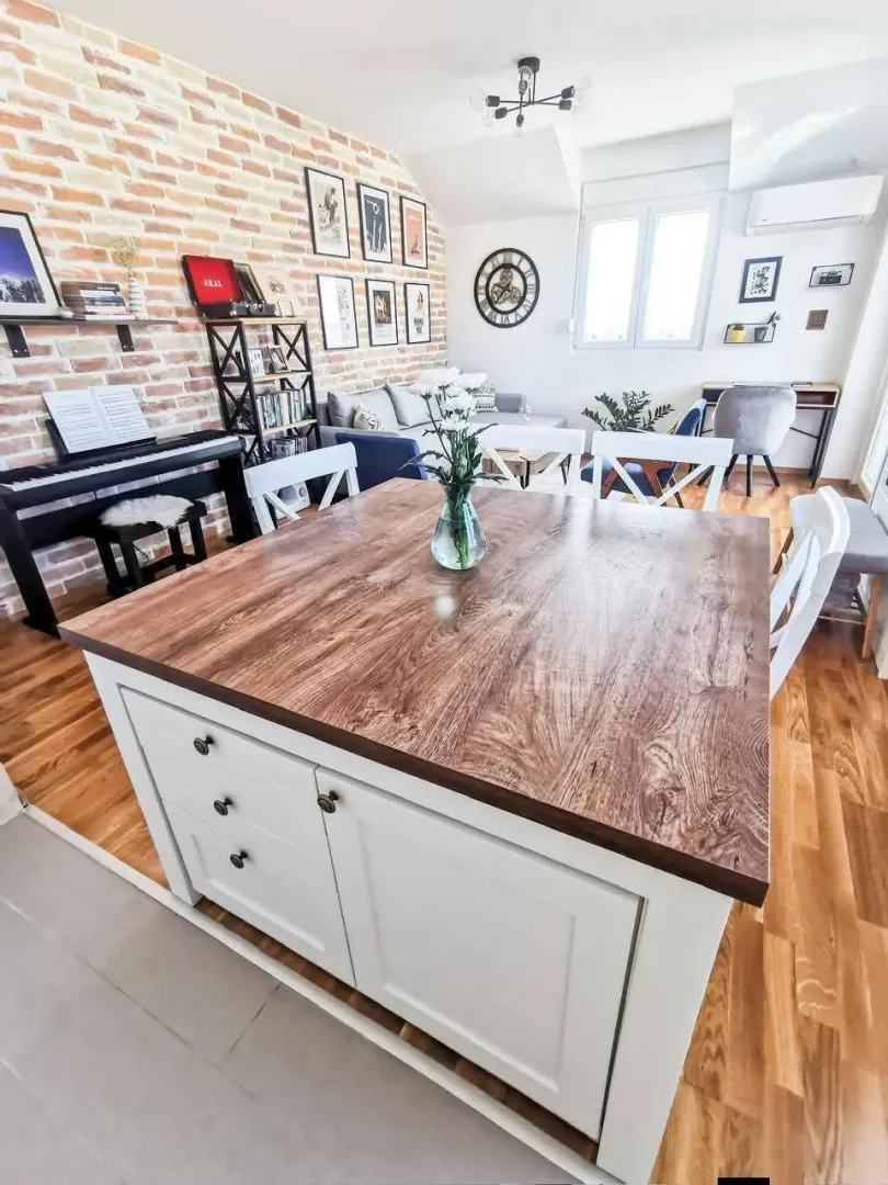 Prodaja, dvosoban stan, 61m², Ljubović, Podgorica