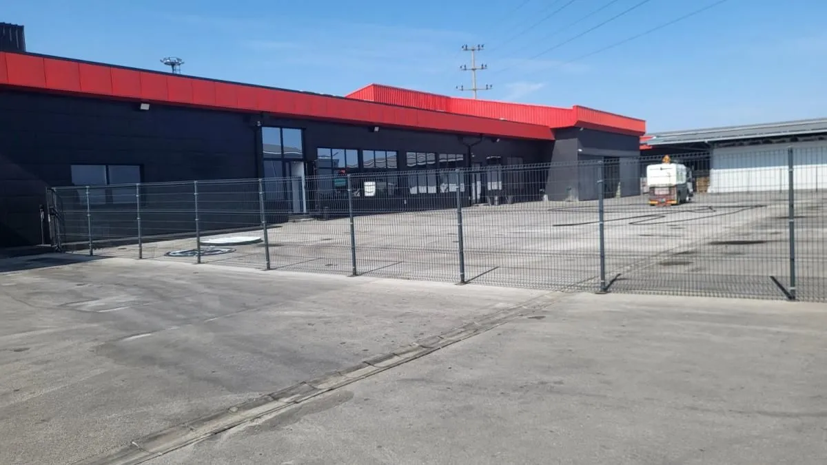 Izdavanje, poslovni prostor, 1148m², Palilula Sve Podlokacije, Beograd