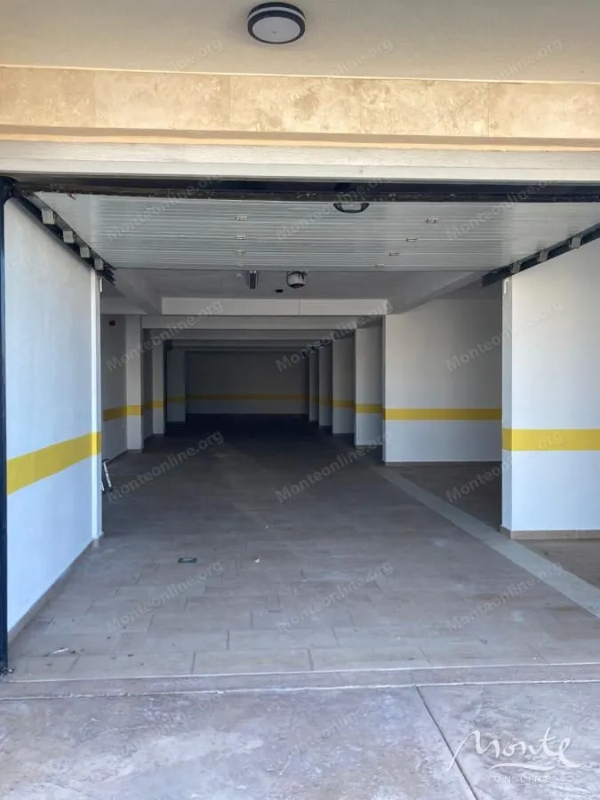 Sale, two bedroom apartment, 77m², Dobre Vode, Bar