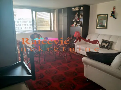 Izdavanje, garsonjera, 28m², Savski Venac, Beograd - image 2