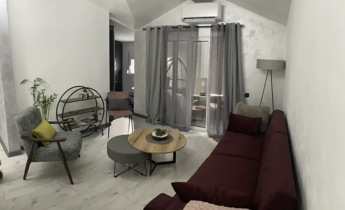 Prodaja, jednosoban stan, 38m², Centar, Podgorica