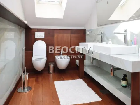 Izdavanje, četvorosoban stan, 240m², Kalenić Pijaca, Vračar Sve Podlokacije - image 30