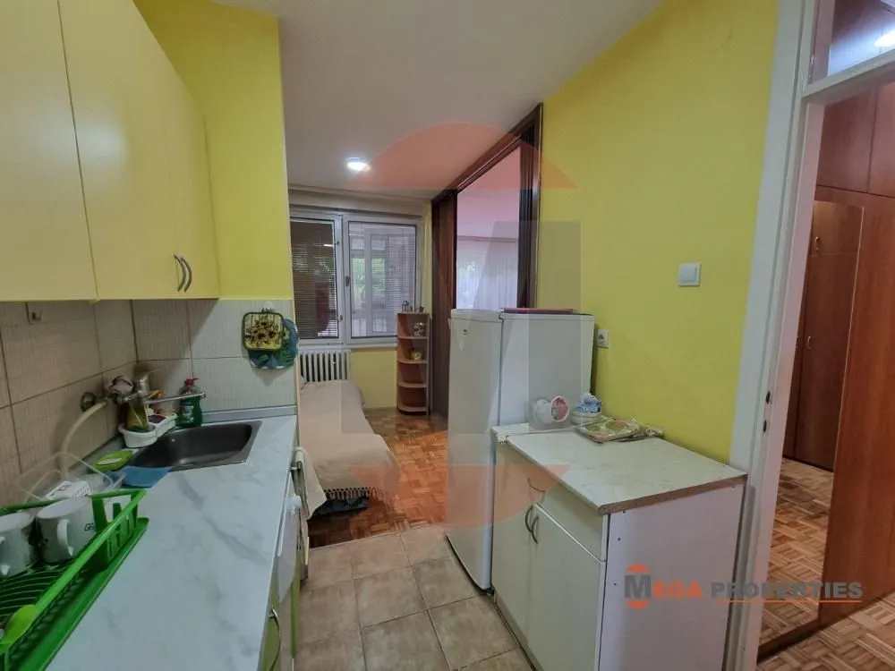 Izdavanje, jednosoban stan, 45m², Voždovac Sve Podlokacije, Beograd