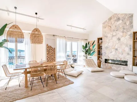 Prodaja, četvorosoban stan, 184m², Tivat, Crna Gora - image 20