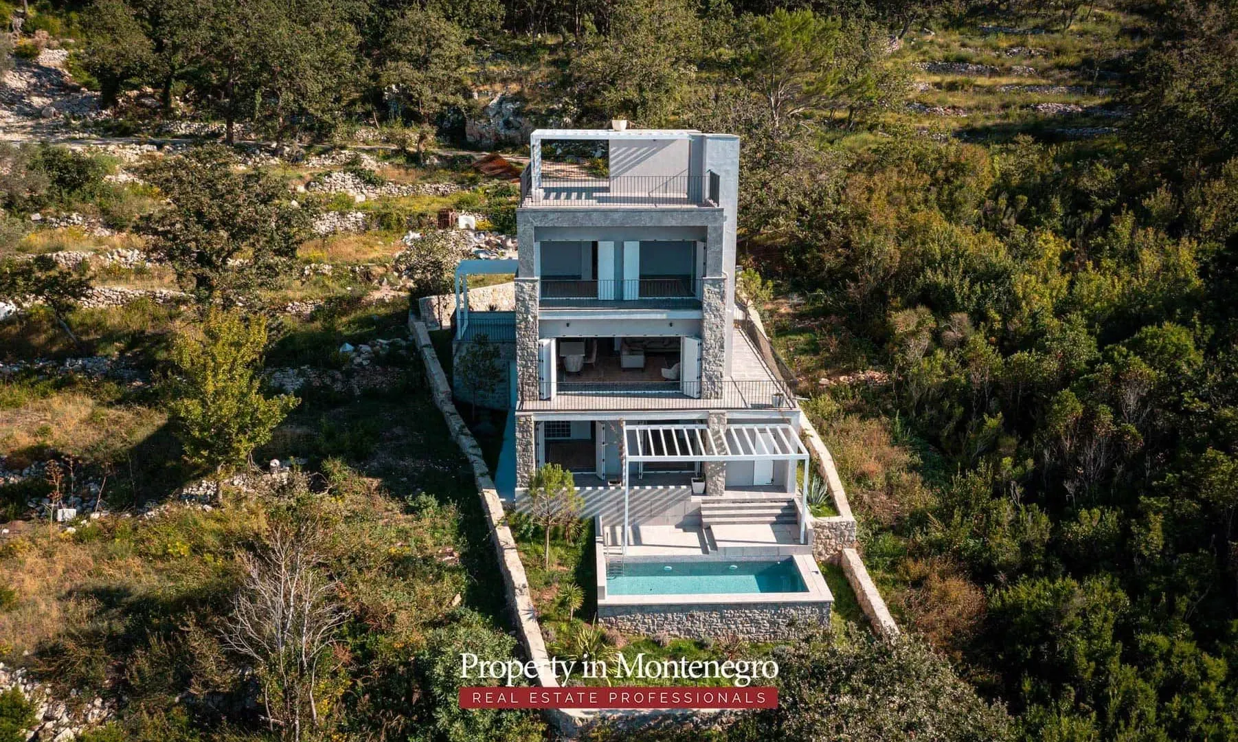 Sale, house, 310m², Rijeka Reževići, Budva