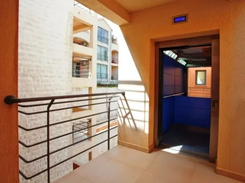 Prodaja, stan, 56m², Bečići, Budva - image 9