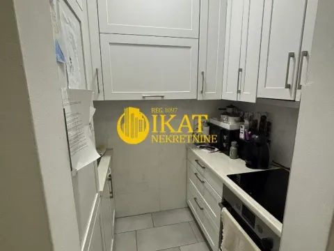 Sale, three bedroom apartment, 69m², Zvezdara Sve Podlokacije, Beograd - image 8