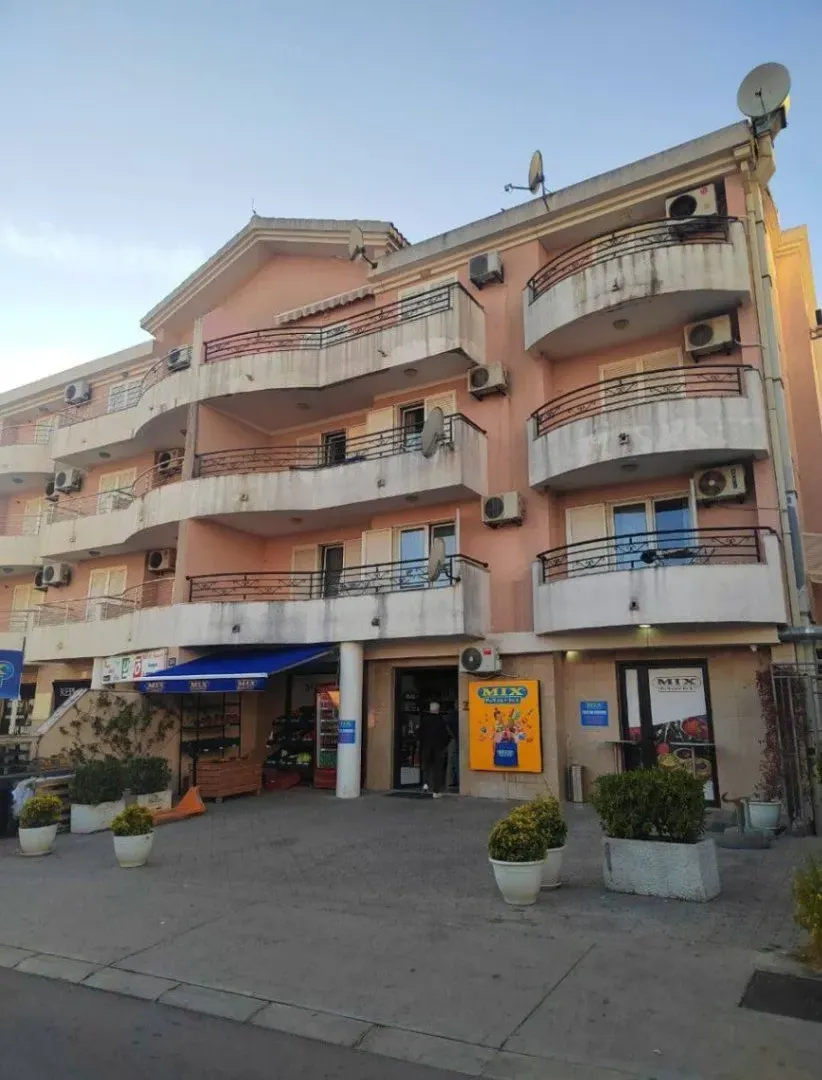 Prodaja, garsonjera, 33m², Rozino, Budva