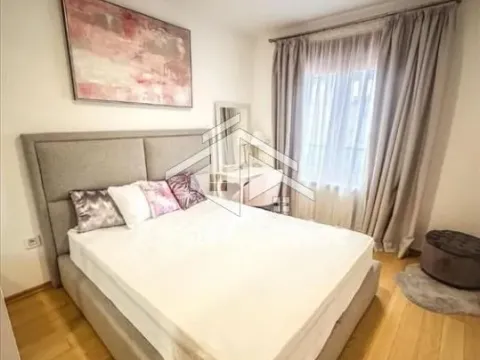 Izdavanje, trosoban stan, 75m², Crveni Krst, Beograd - image 8