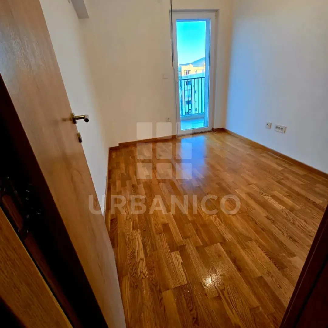Prodaja, dvosoban stan, 72m², Stari Aerodrom, Podgorica