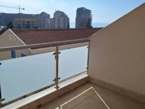 Sale, two bedroom apartment, 75m², Bečići, Budva - image 3
