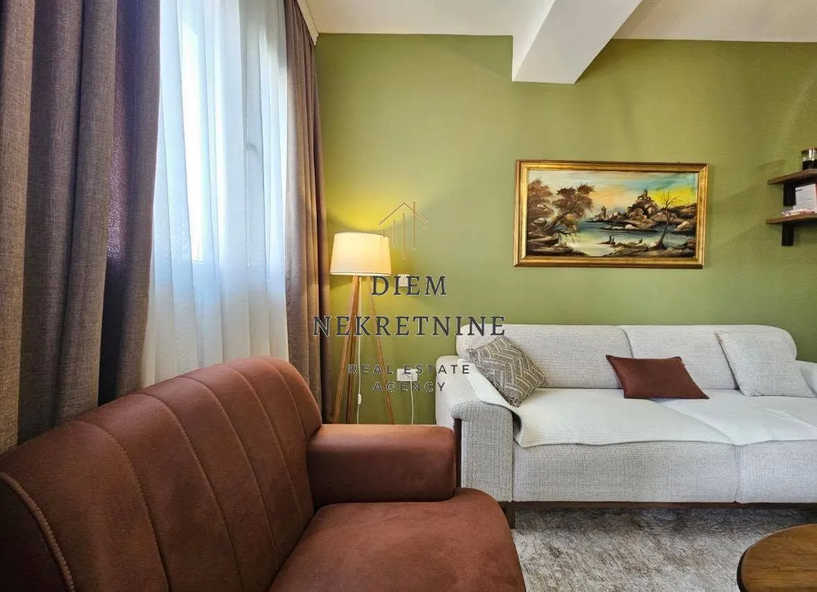 Prodaja, jednosoban stan, 46m², Centar, Bar