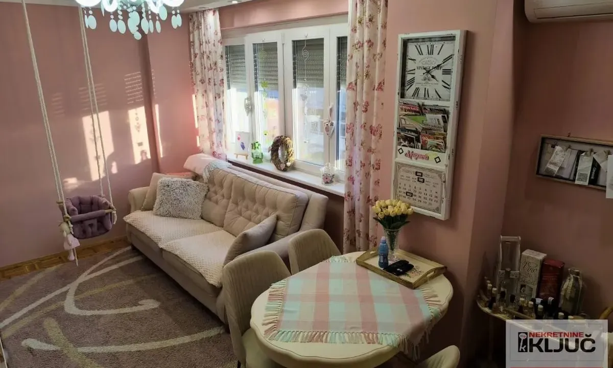 Prodaja, dvosoban stan, 41m², Železnička Stanica, Novi Sad Sve Podlokacije