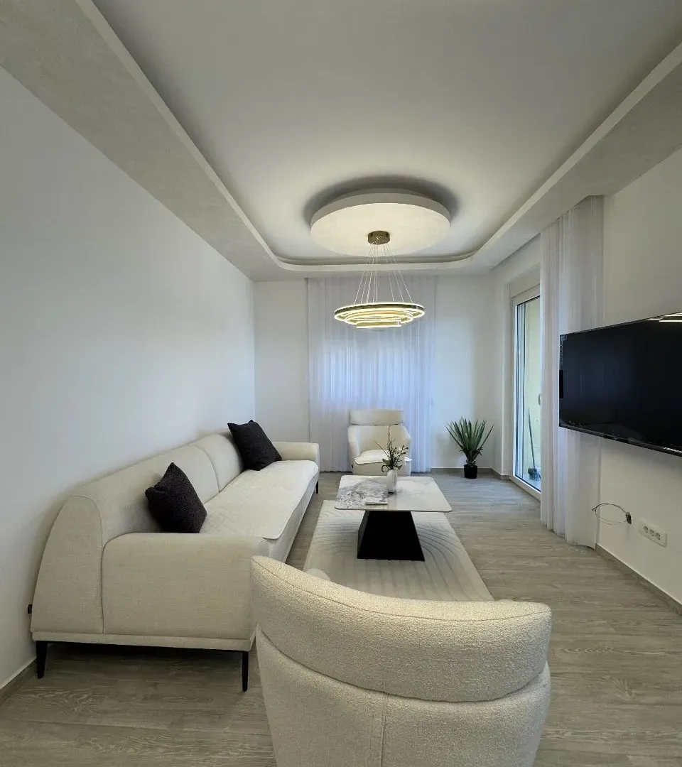 Sale, two bedroom apartment, 74m², Bečići, Budva