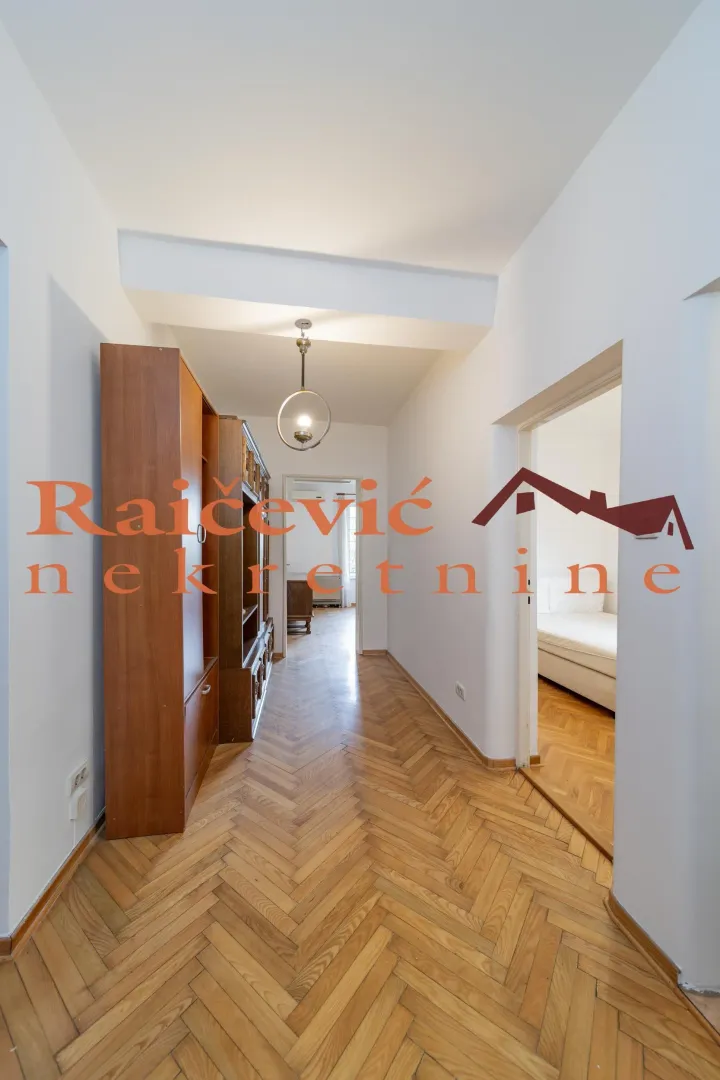 Prodaja, jednosoban stan, 45m², Lekino Brdo, Voždovac Sve Podlokacije