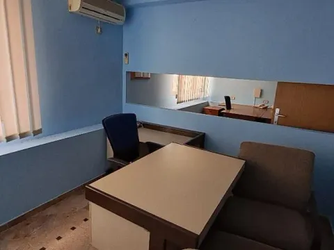 Prodaja, poslovni prostor, 35m², Centar, Bar - image 3