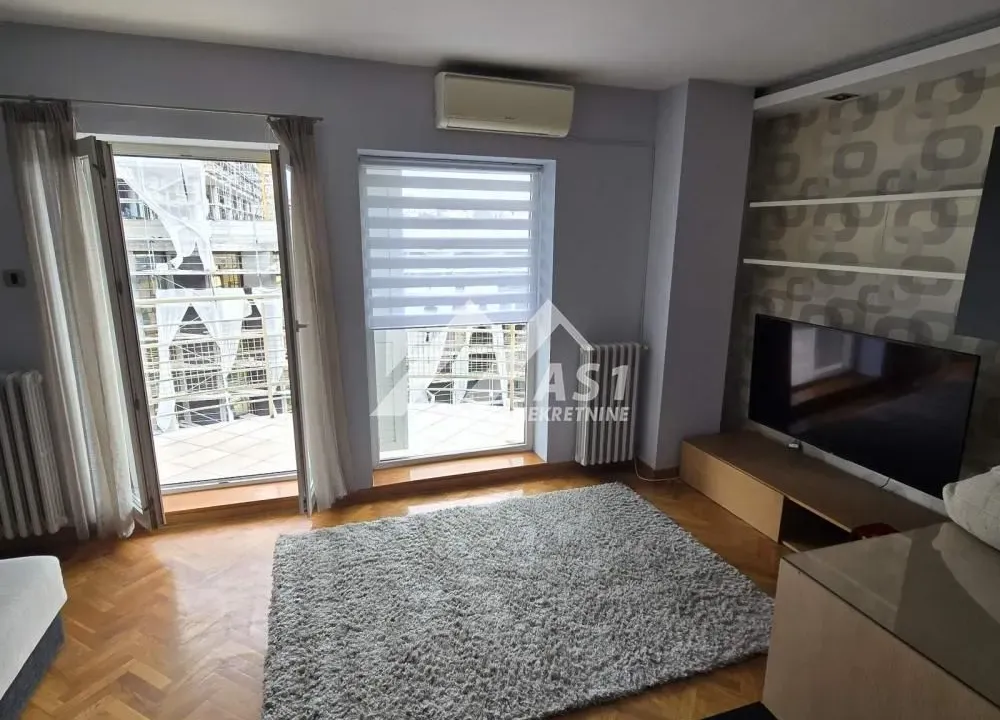 Izdavanje, dvosoban stan, 40m², Novi Sad Sve Podlokacije, Novi Sad