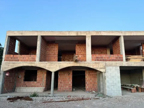 Prodaja, kuća, 440m², Bar, Crna Gora - image 4