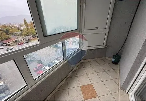 Izdavanje, jednosoban stan, 40m², Stari Aerodrom, Podgorica - image 8