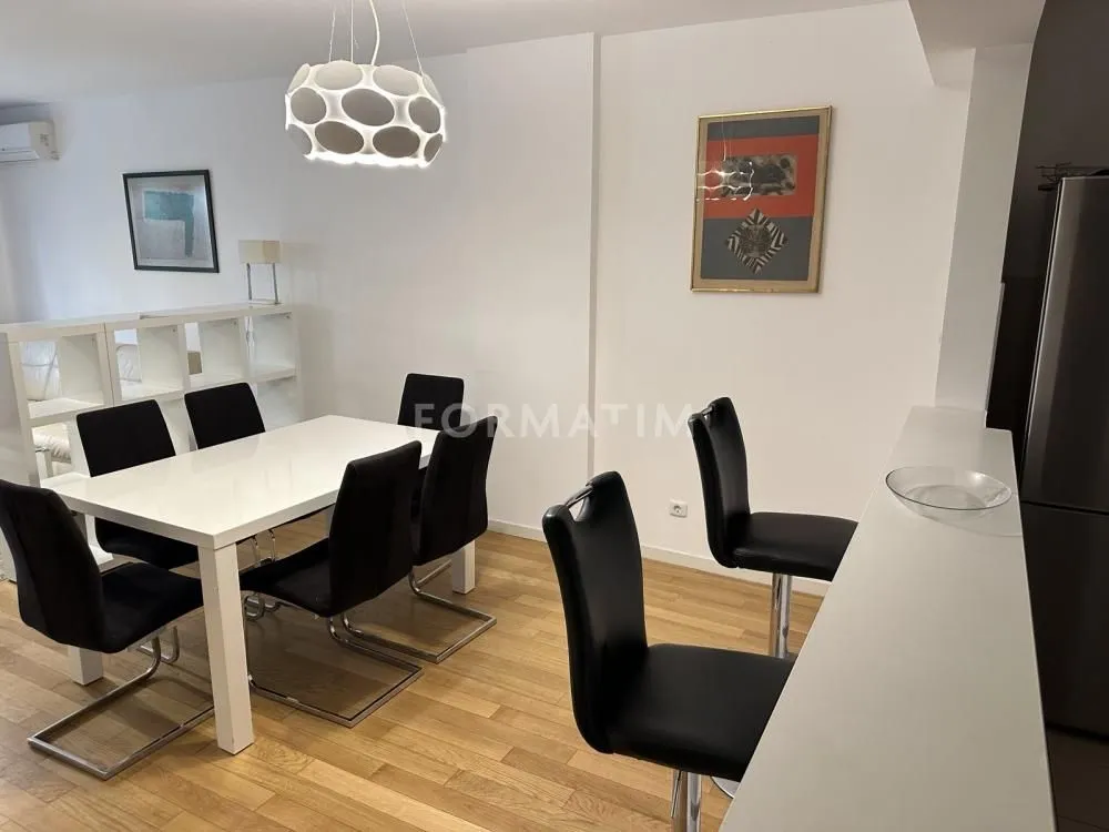 Izdavanje, dvosoban stan, 65m², Novi Beograd Sve Podlokacije, Beograd