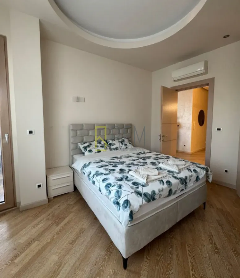 Rent, two bedroom apartment, 117m², Budva, Crna Gora