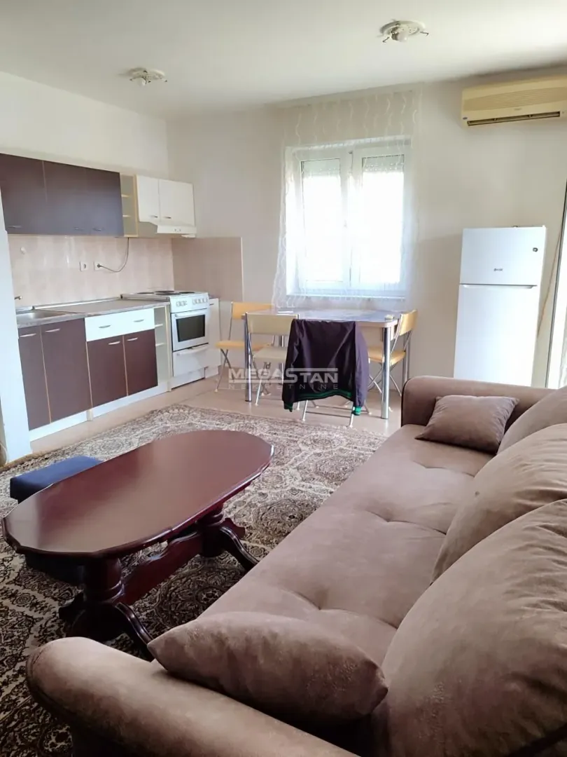 Rent, two bedroom apartment, 41m², Centar Sve Podlokacije, Beograd