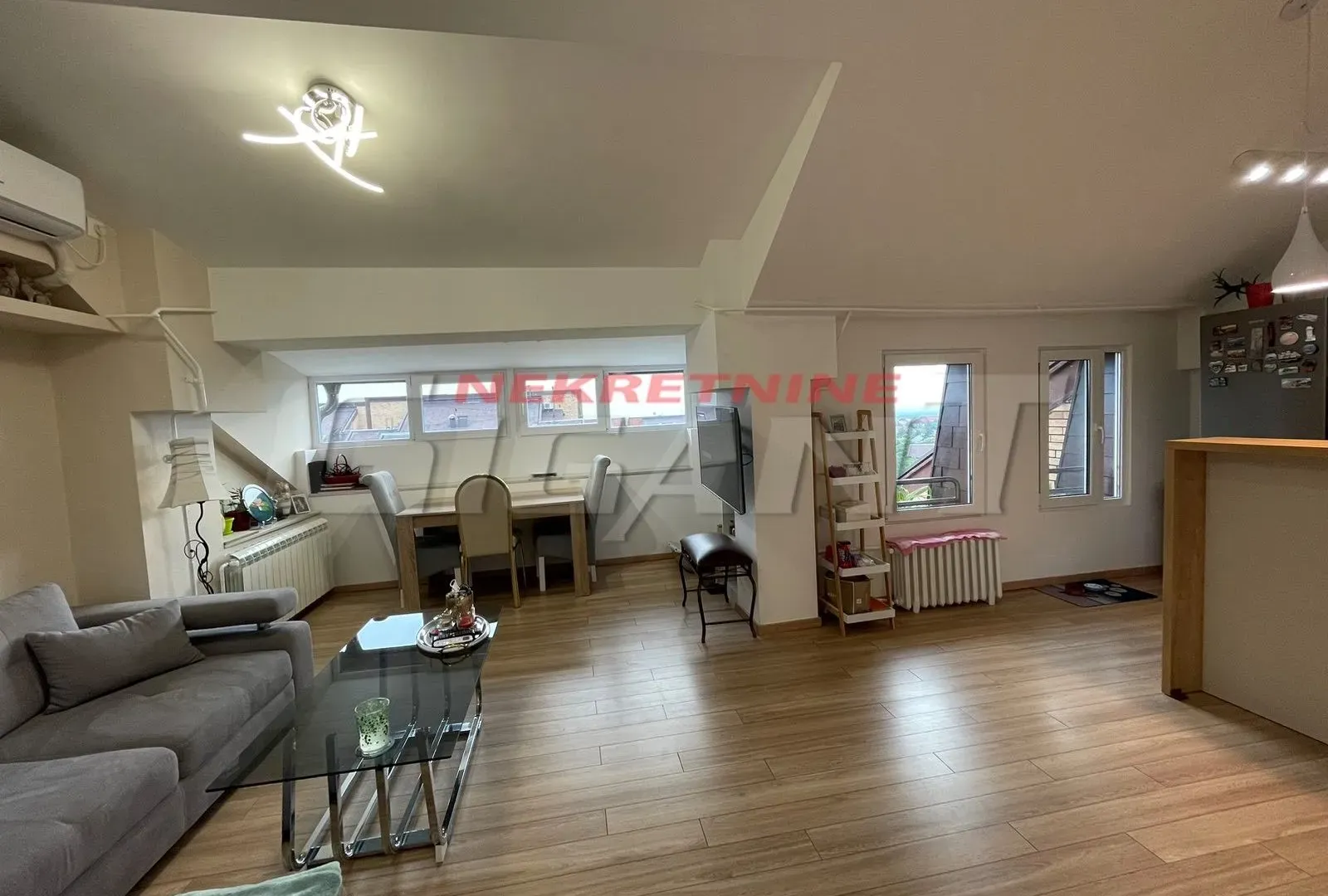 Prodaja, četvorosoban stan, 127m², Čukarica, Beograd