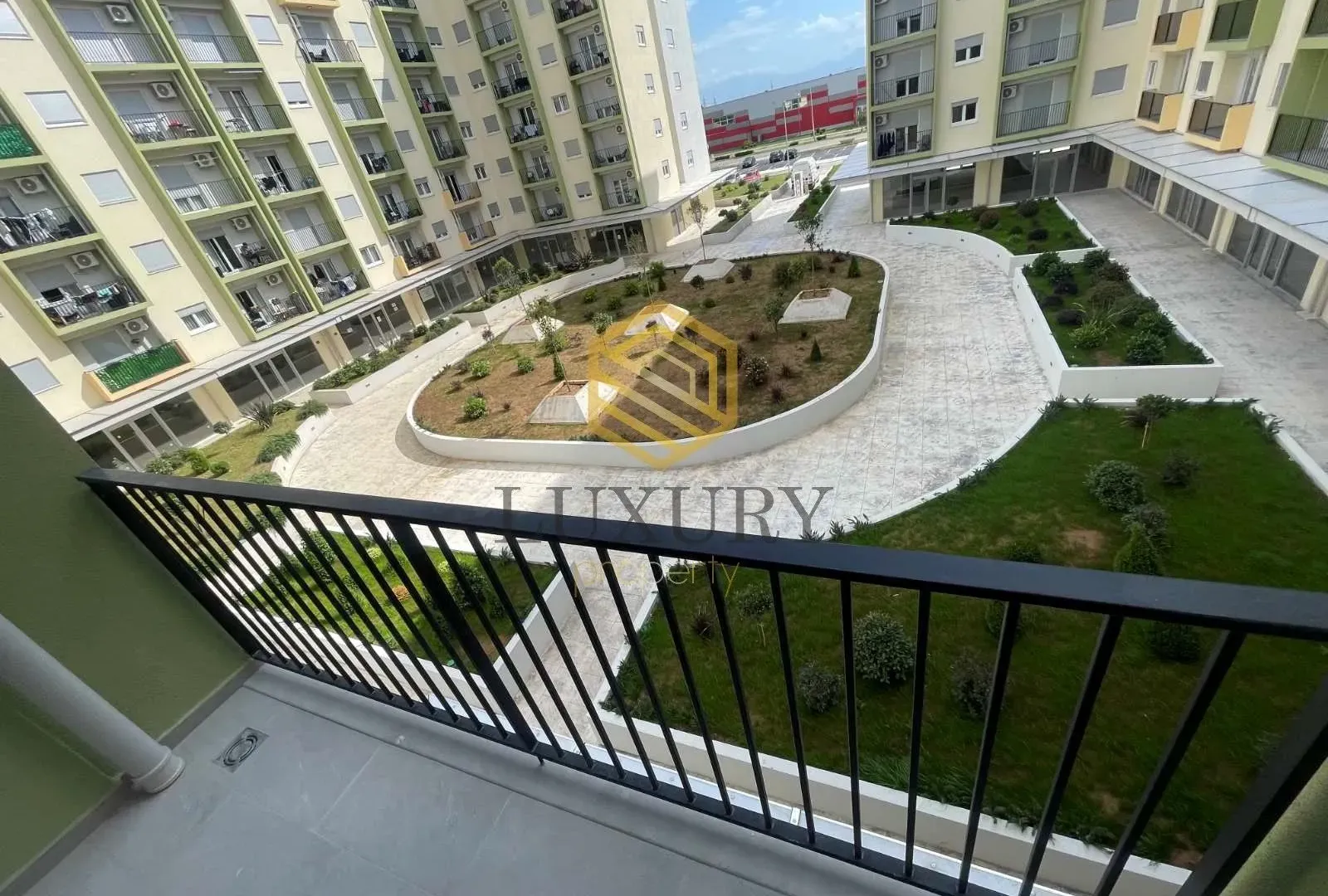 Rent, one bedroom apartment, 40m², Pobrežje, Podgorica