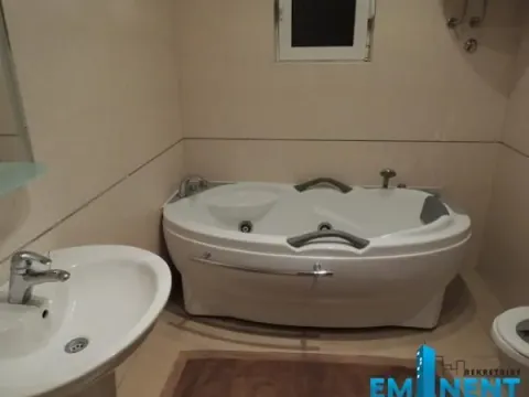 Izdavanje, četvorosoban stan, 120m², Voždovačka Crkva, Voždovac Sve Podlokacije - image 7
