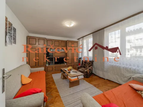 Prodaja, jednosoban stan, 35m2, Centar, Kragujevac Prodaja, jednosoban stan, 35m2, Centar, Kragujevac