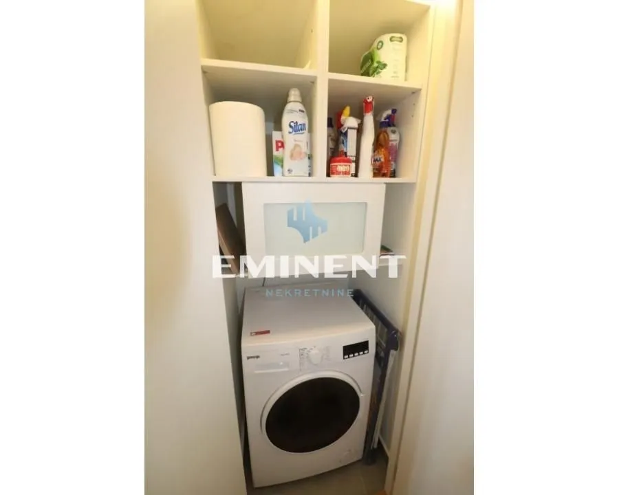Rent, four bedroom apartment, 91m², Savski Venac, Beograd