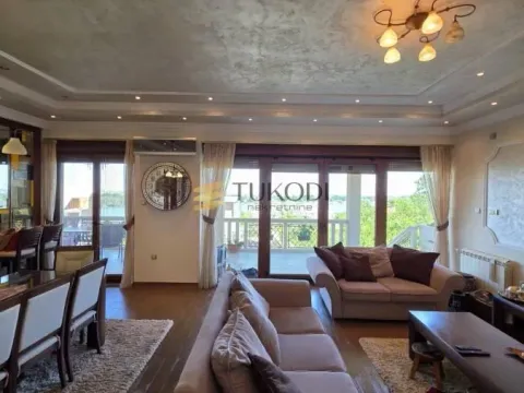 Sale, house, 400m², Sremska Kamenica, Petrovaradin - image 4