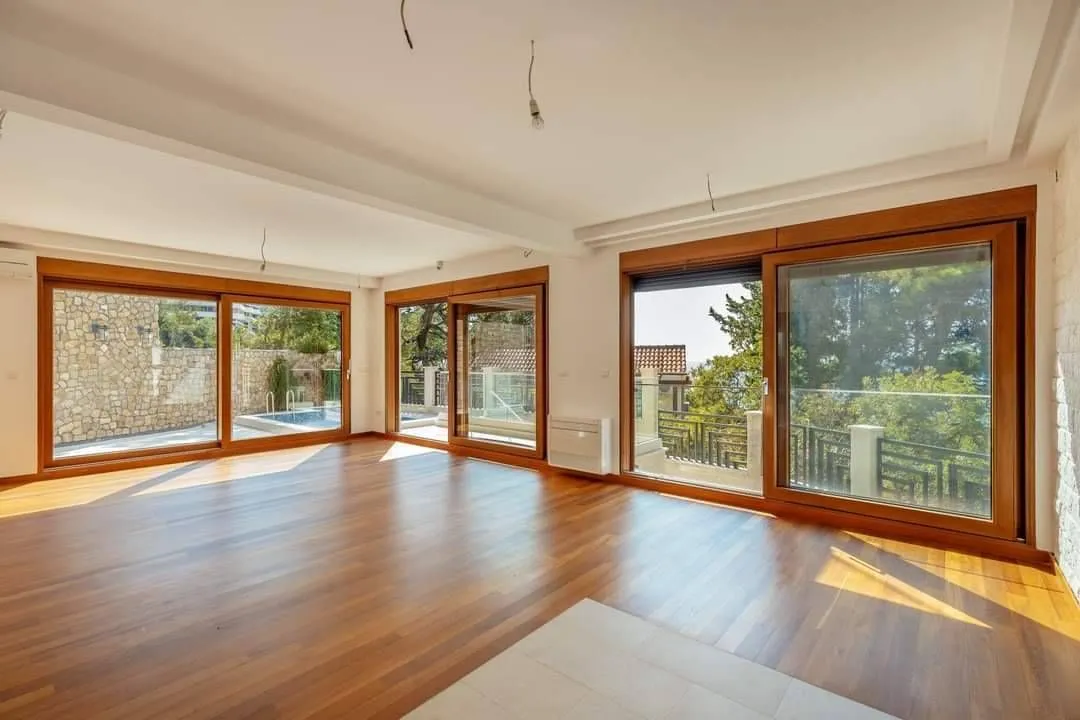 Sale, house, 285m², Perazića do, Budva