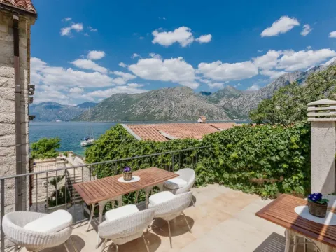Prodaja, kuća, 370m², Kotor, Crna Gora - image 12