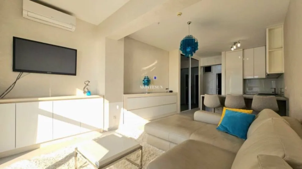 Izdavanje, jednosoban stan, 45m², Budva, Crna Gora