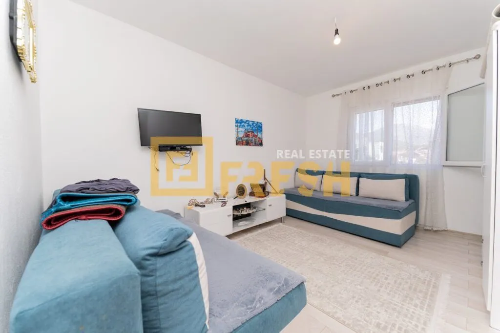 Prodaja, kuća, 100m², Konik, Podgorica